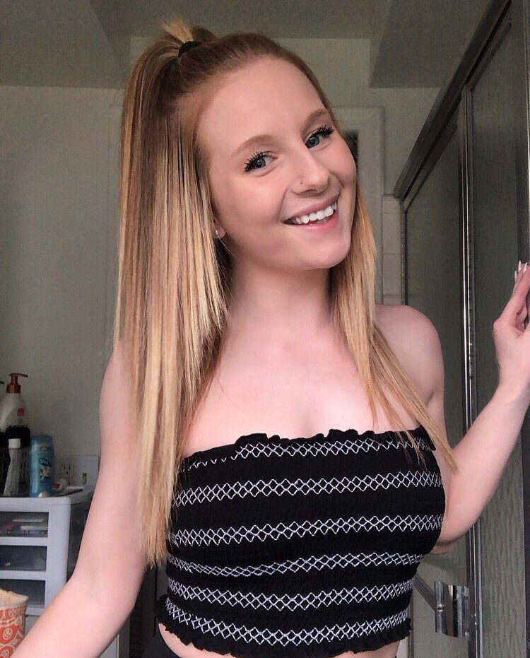 bchapps6's tweet photo. new hair always calls for new pics 📸😋 https://t.co/f1g1YRNjyU