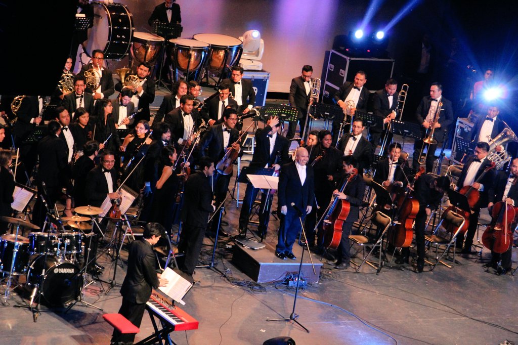 Olaff111's tweet photo. La Banda Sinfónica y Orquesta del Estado de Hidalgo, cerraron con broche de oro el concierto  #Soundtrack3 🎥 interpretando canciones de las películas Star Wars, Tiburón y Bohemian Rhapsody en el Auditorio @GotaDePlata_. https://t.co/P2ModJ2ErB