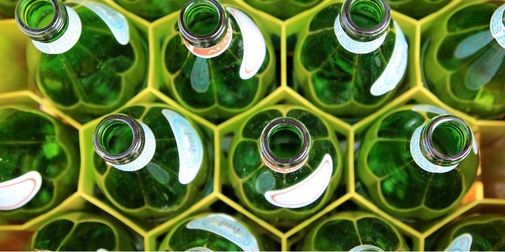 contentlydriven's tweet photo. How do you effectively recycle your content?

#gogreen #recycle #contentwriter #contentmarketingtips #buildingbossladies #digitalmarketing #freelancewriter #websitecopywriter 
#melbournesmallbusiness #perthsmallbusiness #brisbanesmallbusiness #femtrepreneur #solopreneurs https://t.co/15oWdDrD4Y