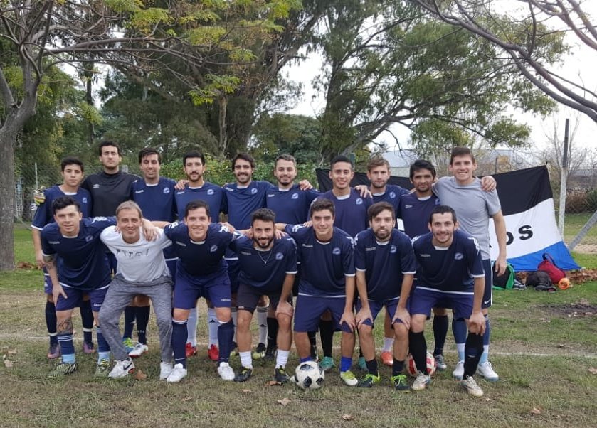 CarboFC's tweet photo. Se terminó un gran torneo en un altísimo nivel. Por otros resultados no se nos dió pero quedamos conformes con lo logrado.
Somos el Carbo de la A, ese que después de 21 años sigue en el torneo de la UBA. https://t.co/LBJJLwFW4T