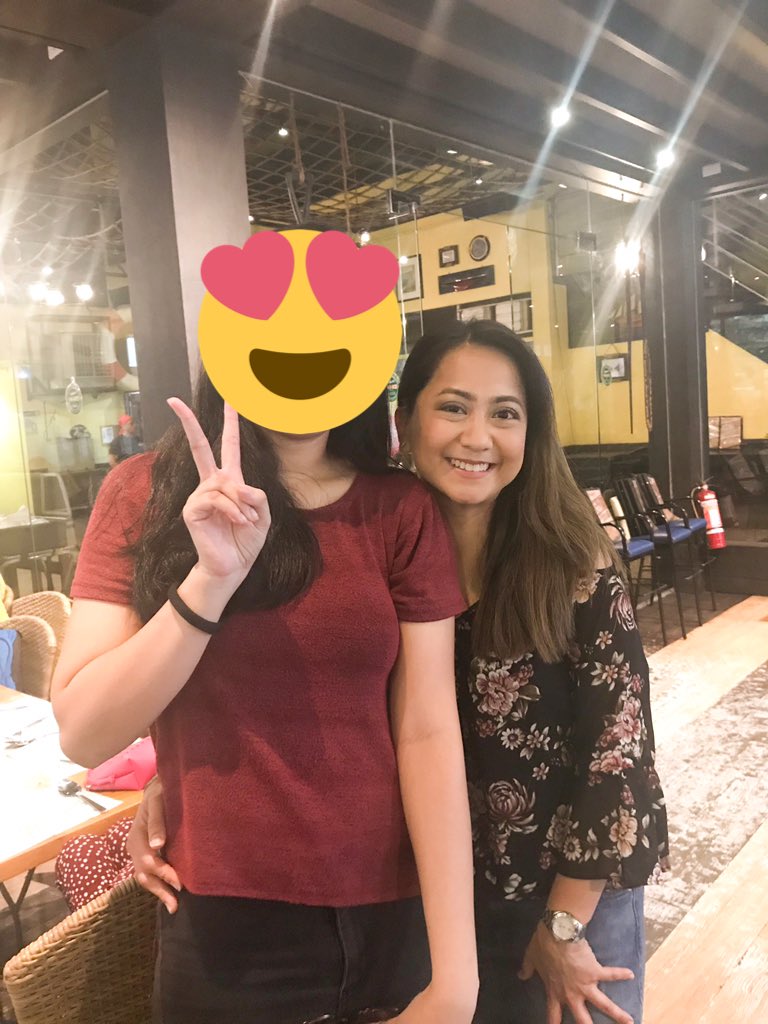 ASHLEYtology's tweet photo. Appreciation post lang kay tita @kithdelmundo 

yesterday hindi talaga ako pwede ng hanggang gabi she insist na i-call yung parents ko para ipaalam and also wala pa si vince sabi niya msg kita san tayo meet with vincent. 

Thank you and God Bless po Tita https://t.co/8HpAYVp1tn