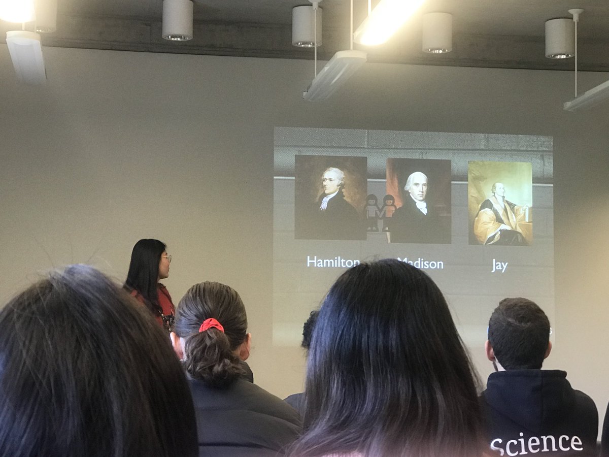 ToriTang1's tweet photo. Quantify and show the difference between two authors by using discriminating words and develop a model based on this study #unimelbscicomm @ZiweiLiu8 https://t.co/lYyvj4qcw3