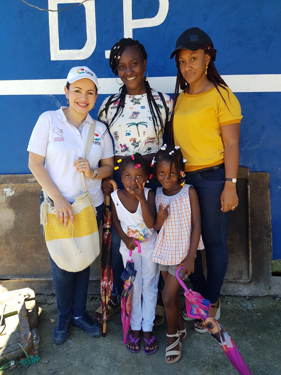 rocio_cuenca's tweet photo. Las caras lindas de mi #Gente bella.
#Timbiquí #Cauca
#AfroSoy
#EsenciaDePaís
#CaucaTerritorioDePaz https://t.co/RJ7WxiANhv