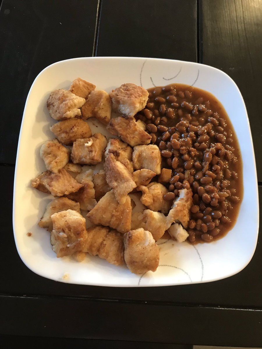 That moment when u have no idea what to make for supper but realize the river is in your backyard so u go and catch your supper sooo delicious love living here! <a href="/amphibiaeyegear/">Amphibia Eyegear</a> @GloProLures <a href="/Smartbaits/">Smartbaits</a> <a href="/aquavu/">Aqua-Vu</a> @AmericanTackleC <a href="/LiquidMayhem_/">Liquid Mayhem</a> <a href="/PikeDreamers/">PikeDreamers</a>