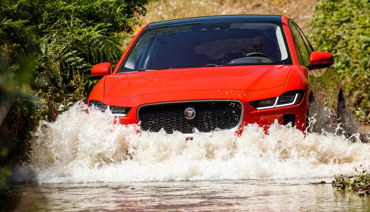 AmazingChevVolt's tweet photo. @Chargefox @JaguarAUS AUSTRALIA AWAKENS/
Well Done @Jaguar @JaguarAUS!
#IPace #Automotive #ElectricFueledVehicle!
Lil' #eTrophy Racing?
See This?
@ProfRayWills
@AssaadRazzouk (#AngryCleanEnergyGuy)
@JayWeatherill
@BobbyLlew (FullyChargedLIVE)
@BillMckibben
@MCannonBrookes (Father Of #TeslaBigBattery) https://t.co/vJxUskmGM6