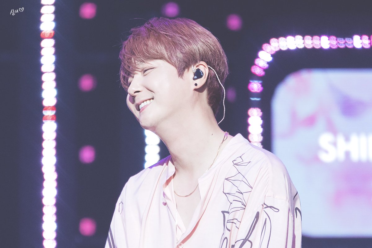 a_rinity's tweet image. 아 진짜 행복하다 흑
신혜성 이 사랑둥이ㅠㅠㅠㅠ
오빠 최고야 사랑해😭😭