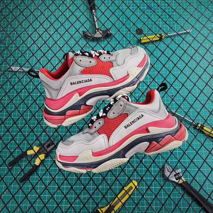 balenciaga triple s yupoo