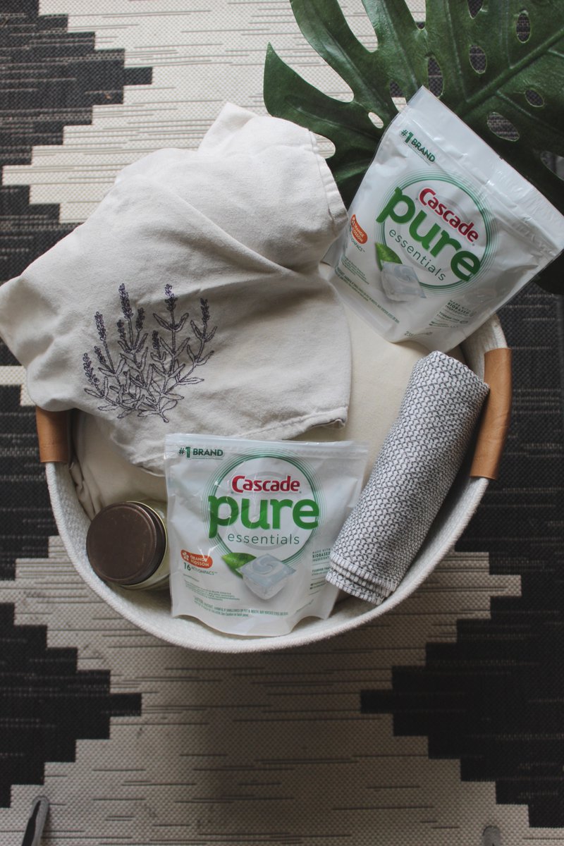 _lrbt_'s tweet image. #AD Stock up on @MyCascade pure essentials at @Meijer now through June 8th to receive $1 off bags or tubs when using the mPerks app. Worry less about housework and focus more on fun thanks to its simplified &amp;amp; hardworking formula. To shop: spr.ly/Amanda #PureEssentials