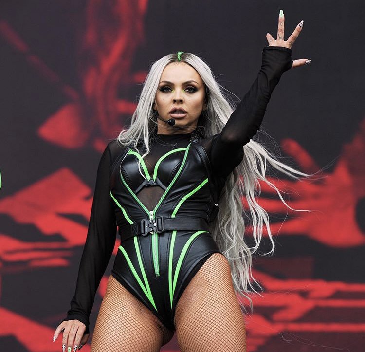 salutewithluv's tweet photo. A lot of happenings in MAY only! @LittleMix 👇

2 Perrie Glamour Interview
4 #SignMeUpLittleMix
17 In a Sea Shell Leigh Interview
18 LGBT Award Winner
21 #4YearsOfBlackMagic
23 Jade #BlackPinkInLondon
23 Jesy's EP
24 #SteadyAreYouReady
26 #BounceBack
27 Jade's EP

Luv u Girls❤❤ https://t.co/pWTV3kAIKG