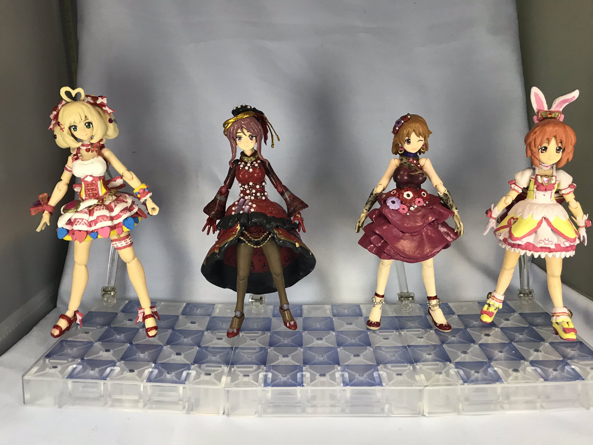 تويتر 冬花sd على تويتر Figma改造 片桐早苗 永遠の相棒 Ssr衣装完成しました 頭部にはgasha Portraitsのをベースにしてます 衣装のメッシュにクリヤーレジンを採用しました Figma改造 片桐早苗 万燦堂工房 T Co Gctil4ne