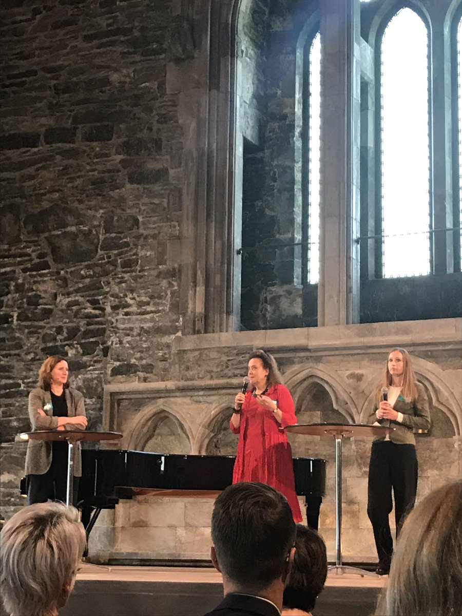 AadSne's tweet photo. #byløftet : Flott oppfølging av muligheter og utfordringer fra Perspektivmeldingen og Vestlandskonferansen av @AnnaElisaTryti, @JulieAndersland og @MarteMP Verden trenger Vestlandet! #sammengjørvidetbedre https://t.co/lMmnDl8Q7R