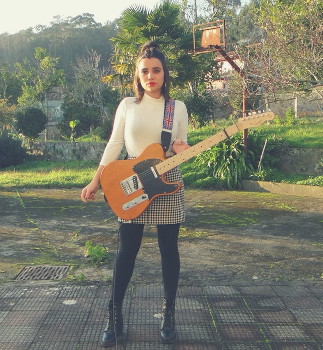 Esta semana se celebra el <a href="/FacylFestival/">FÀCYL Festival</a> y los mediodías son de #lasalchi. De jueves a domingo, junto al hueco del ascensor, un plantel de 5 músicas charras  demostrarán  que en la escena salmantina las mujeres mandan 🎸👩🏻‍🎤 
#MaríaCordovilla #SoulBass #SilviaRodríguez #AndreaGarcy