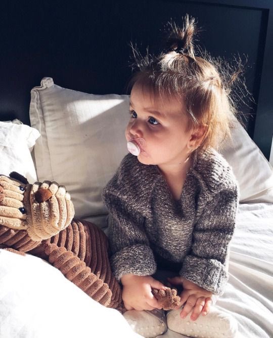 Waking up early is never awful with this little angel