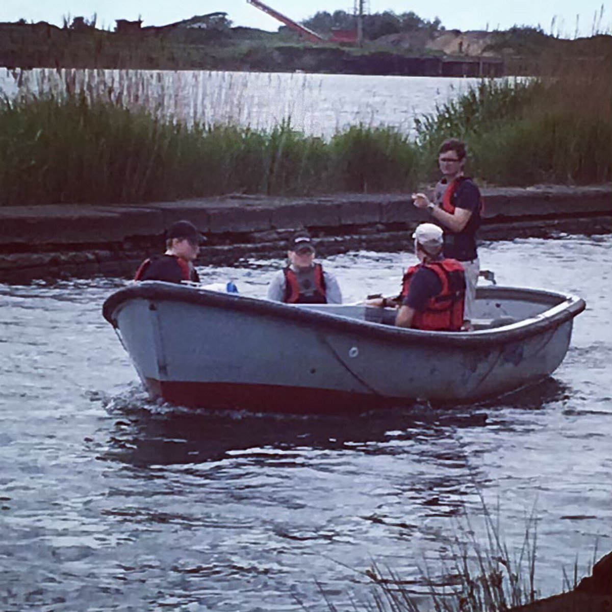 Bank holiday fun at Port Talbot ⛵️🚤 #SeaCadets #RoyalMarinesCadets #Sailing #PowerBoating #RYA #ThisIsWhatWeDo #Vanguard #WeLead