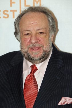mymagicdaily's tweet photo. Broken Wand – Ricky Jay, aged 72 https://t.co/l5NY14jaHC #brokenwand #rickyjay https://t.co/eNwnbYqLX6