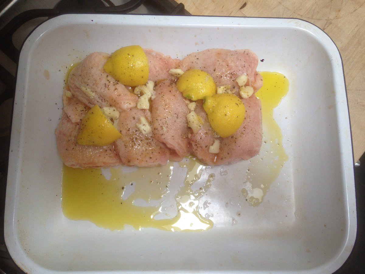smashingenglish's tweet photo. Tonight's supper sorted. Hehehe https://t.co/JlMpGslJSD