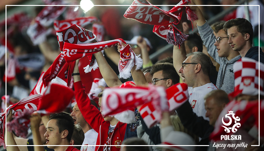 LaczyNasPilka's tweet photo. 1⃣5⃣ 8⃣9⃣4⃣ - tylu kibiców było na trybunach podczas niedzielnego meczu #POLTAH w #U20WC. 👏👏👏
Dziękujemy za wsparcie! 😍 https://t.co/Rq5UxRxxZW