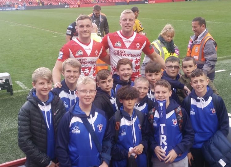Mayfieldrl's tweet photo. Mayfield Mustangs Under 13’s attended Magic Weekend yesterday to cheer on ex Mayfield Youth Players Jack Ashworth and Matty Lees. https://t.co/r5PSQmiRSd