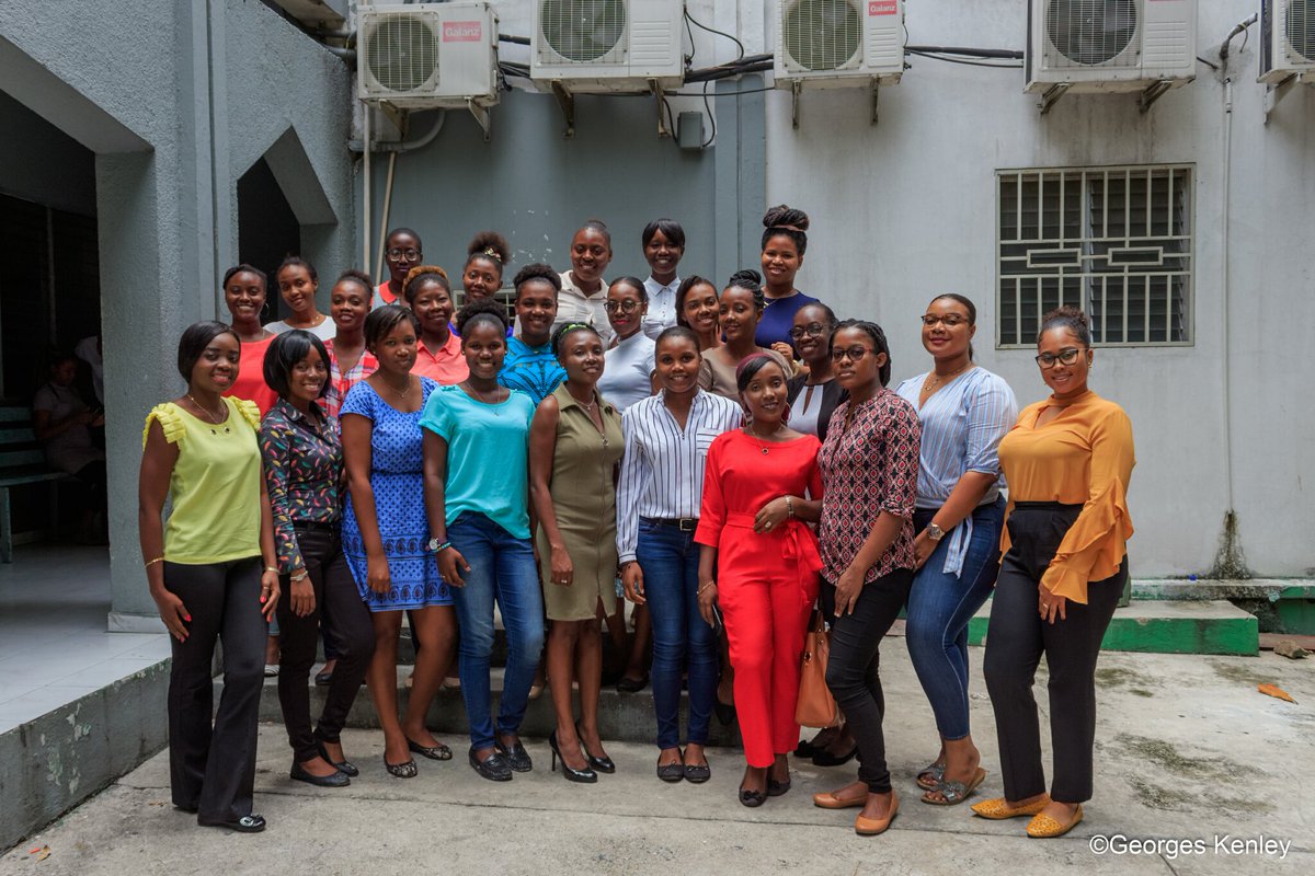 InciSioNHaiti's tweet photo. The First Haitian #GlobalSurgery Symposium was definitely a great success. Thanks to our speakers, attendees and partner for making this event possible. Looking forward to the next one! @InciSioNGlobal @NeuroChirGlobal @DVervoort94 @HarvardPGSSC @RolvixPatterson @jordanpyda https://t.co/ibH9IWqsHj