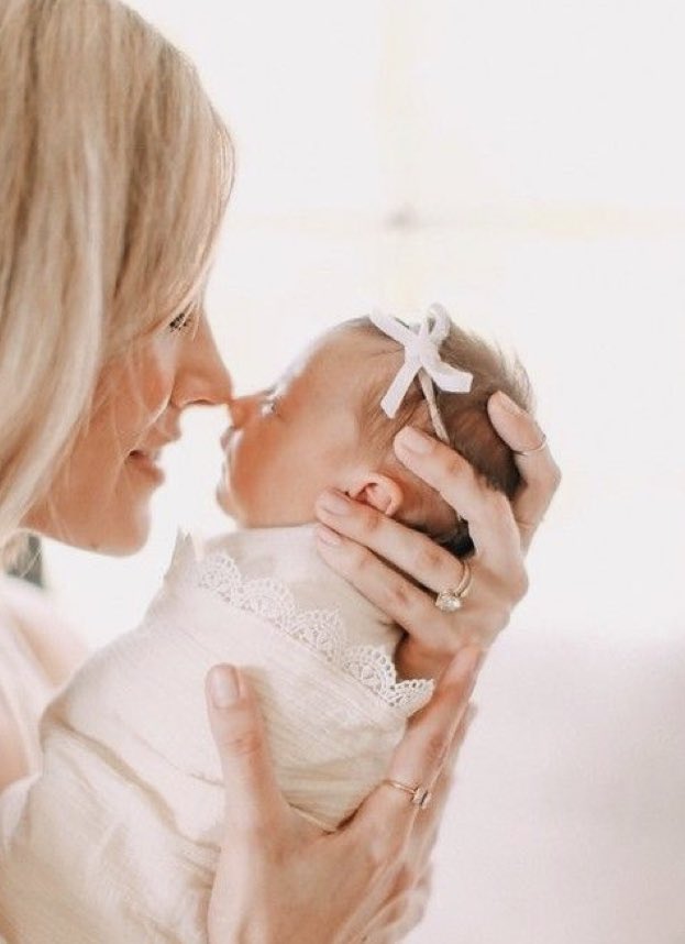 AshMaeeBesson's tweet photo. Ava Grace,

Mommy loves you so much. I’m so excited you’re finally here. I can’t wait to love you, and to protect you from anything and everything I can. I love you baby girl. 💗 https://t.co/a74Hgxb7Y5