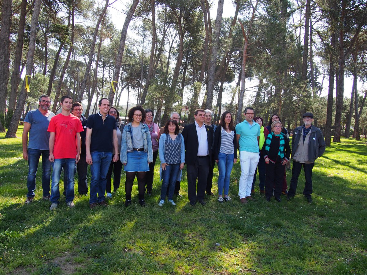 dlopezv's tweet photo. Vull donar les gràcies a les veines i veins de #caldesdemalavella que ens heu donat suport aquest #26M

No us decebrem i ens veureu treballar, com l'equip que som, per una Caldes molt millor !

@EsquerraCaldes @JoventCaldesMal https://t.co/2DvHduaCej