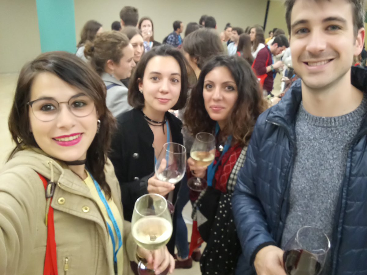 Having fun in the #bienalRSEQ2019 <a href="/RSEQUIMICA/">RSEQ</a> <a href="/ITQ_UPVCSIC/">ITQ (UPV-CSIC)</a>