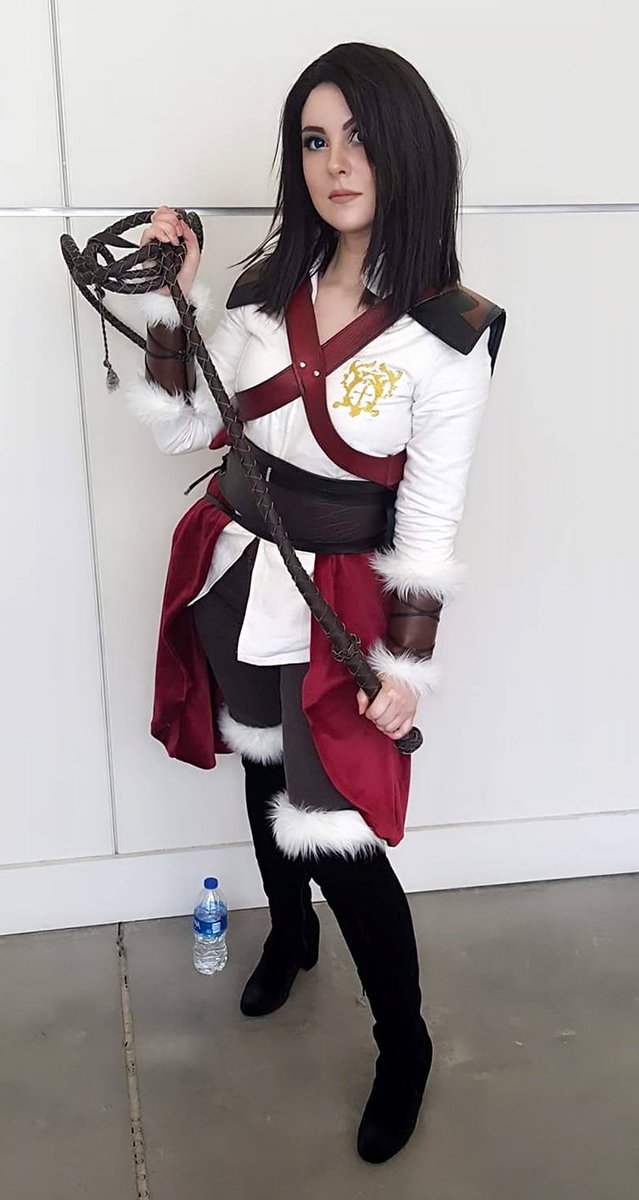 Some full body shots of my Trevor Belmont cosplay from