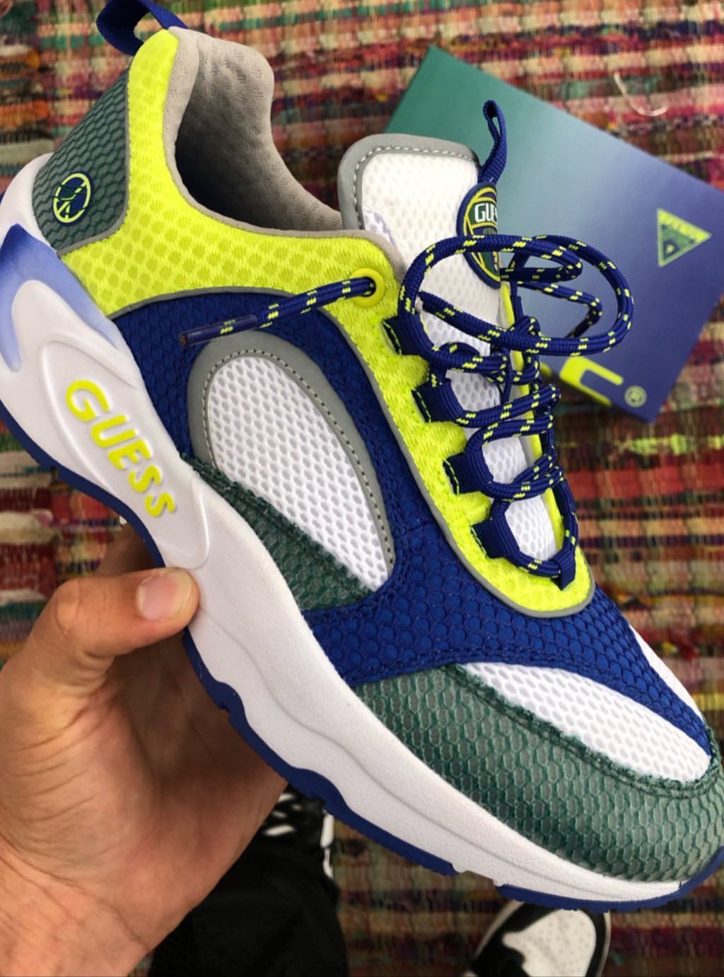 sean wotherspoon guess shoes