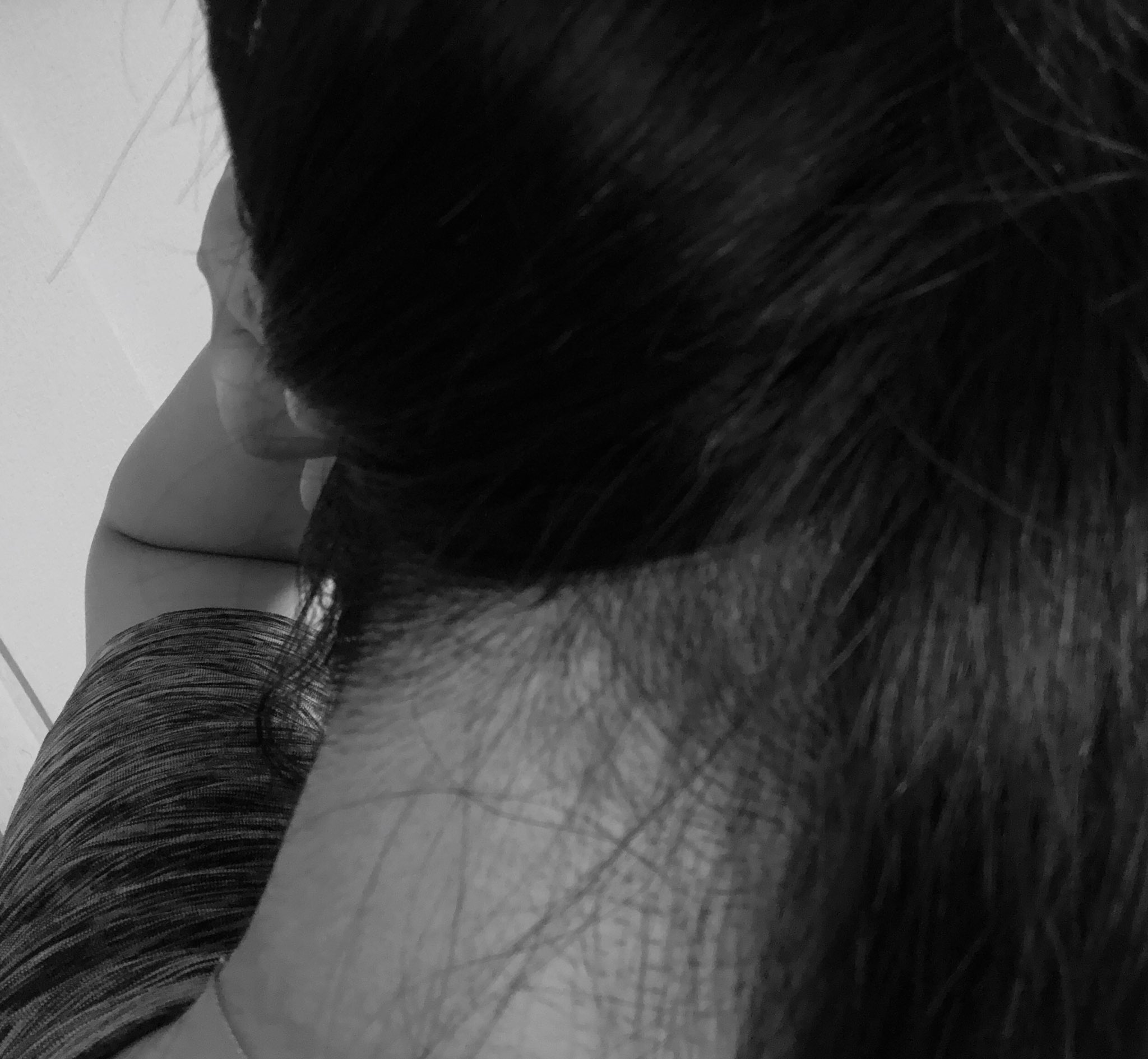 プーアル そう言えばここなんていうの 襟足 首毛 首の上の毛ジョリジョリにしてもらってきた 初めてだから面積少なめだけど野球少年の頭をずっと撫でられるし髪乾かすの時短でゲェム時間伸びる すごく良かったもっとショリショリに