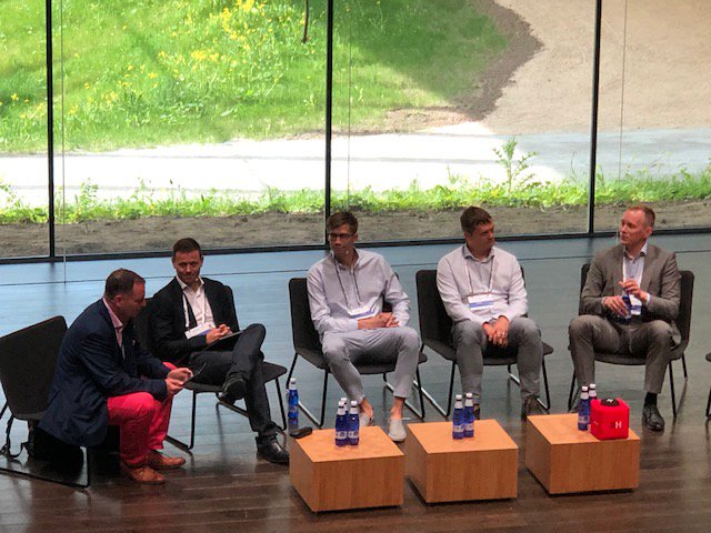 Our Lighthouse City @tartulinn hosted the 'Smart City for the Citizens 2019: Data and AI as game changers for the cities' conference on 23 May. They had many international speakers such as @AlanuVonRadecki from @iaostuttgart More info soon at our website! #smartcities #AI #data