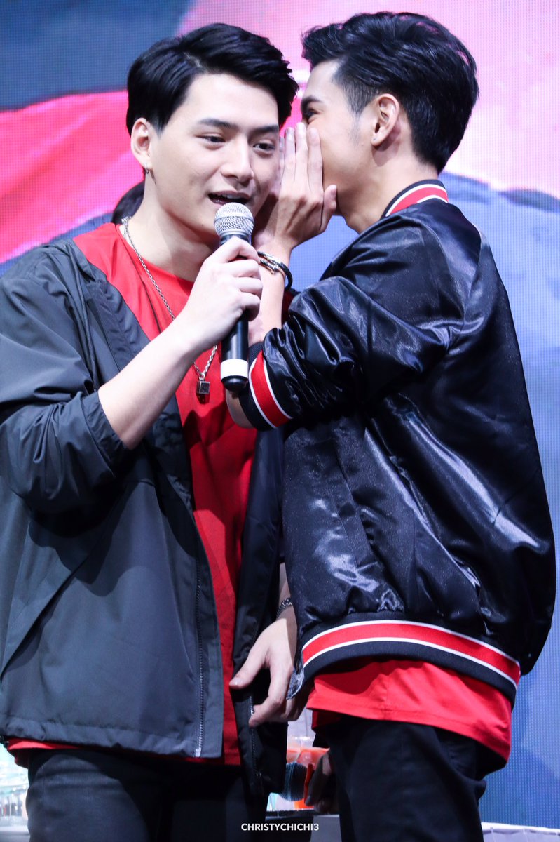christychichi3's tweet photo. Secret between us 🥰

@stjinx_maya @kristtps 
#KristSingtoFMinVietnam
#ทีมพีรญา 
#SingtoPrachaya 
#KristPerawat https://t.co/60noIV5Iy0