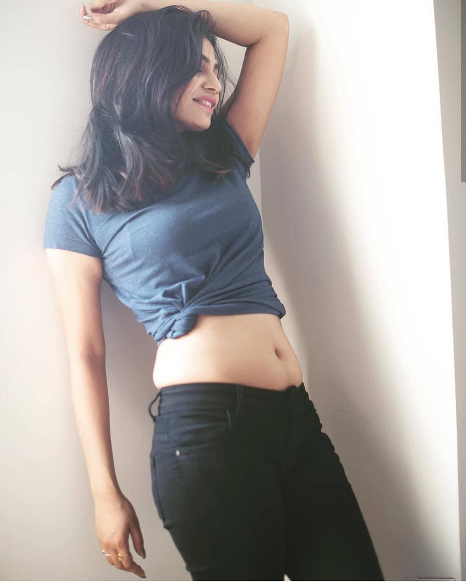 BollywoodHotPix's tweet photo. Indian beauty 💕 https://t.co/8nZRiJvo5M