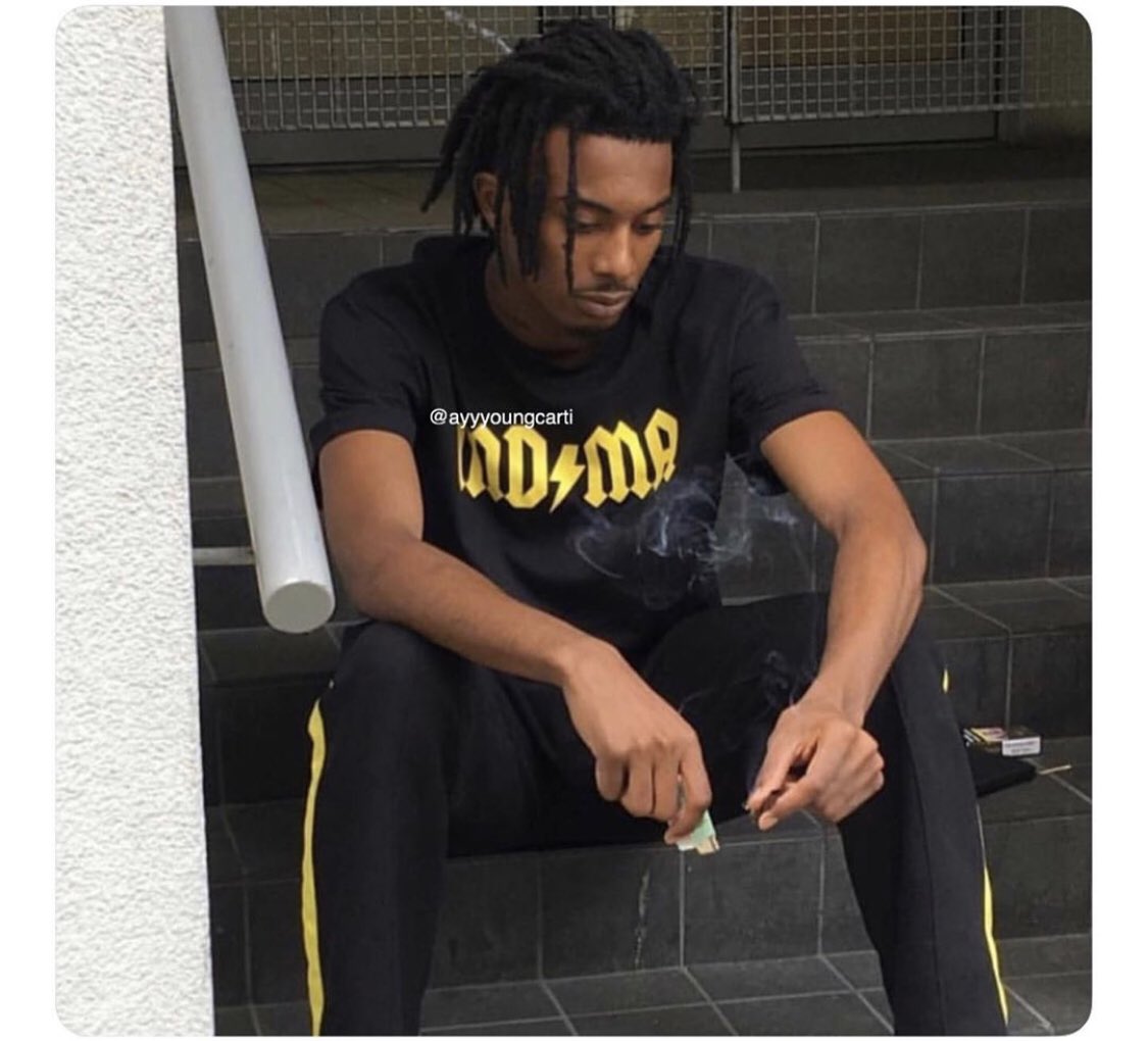 JusCameron's tweet photo. When she doesn’t wanna meet Carti   :( https://t.co/fkjsh99SGe