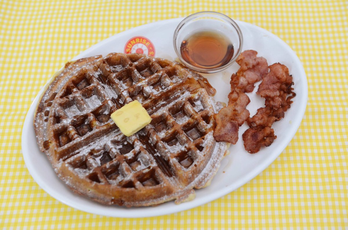 Have a good start to your week! ☀️ #sunrisebuckets