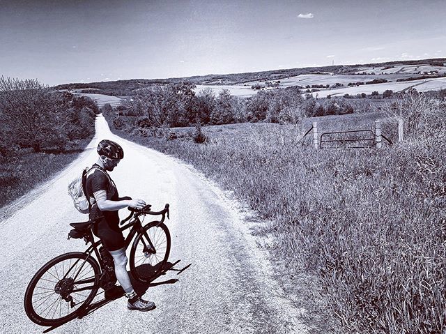 bpowersphoto's tweet photo. That was wonderful. Perfect day for the #ridetenthousand. 130 miles of NW Illinois gravel under sunny skies and minimal wind. 👌🏻 thanks for a great time, and for waiting for us at the end, @freeportbicycleco! https://t.co/cu72VJcVV7