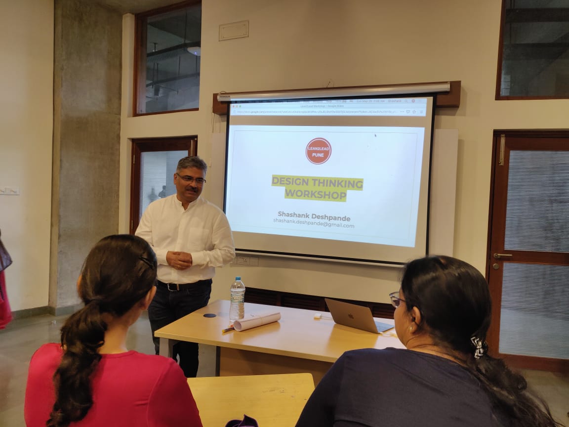LeanInPune's tweet photo. It was a houseful Sunday at Bhau Institute , Pune as #Lean2LeadPune hosted an informative and interactive session on Design Thinking. 

The speaker of the event Shashank Deshpande shared his professional life &amp; journey as a successful leader in #DesignThinking. @LeanInOrg https://t.co/iusDiktuu3