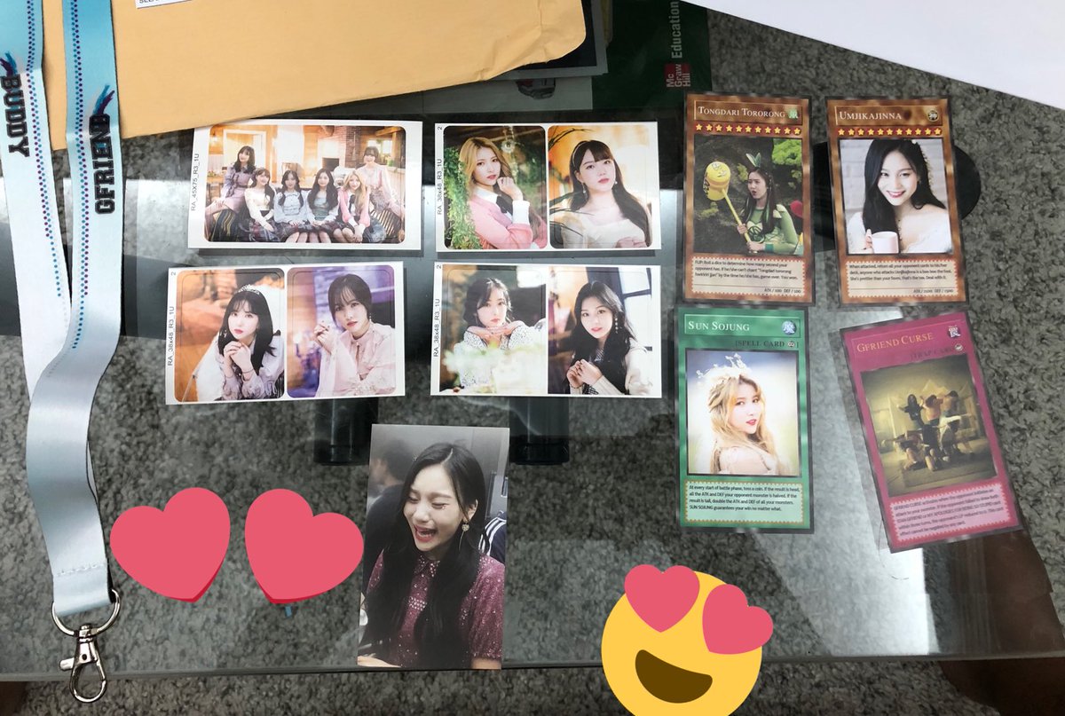 aaizat07's tweet photo. @beBuddyMY Thank you @beBuddyMY for the freebies. #GFRIEND #TimeForGFRIENDinMY #GO_GO_GFRIEND #GFRIENDinKL #GFRIENDinMY #GFRIENDDAZZLINGGALAXYPROJECT https://t.co/OzxacovC69