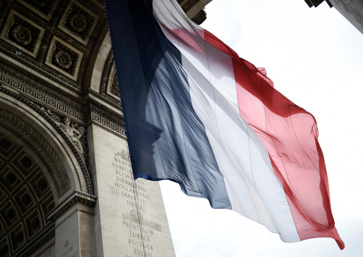 ColdeP_'s tweet image. L'Union des droites est le combat politique primordial.
La #remigration est le combat civilisationnel primordial.
La lutte contre la marchandisation du corps est le combat sociétal primordial. 
Du travail et de la place pour toutes les bonnes volontés.
Trois combats. Une France.