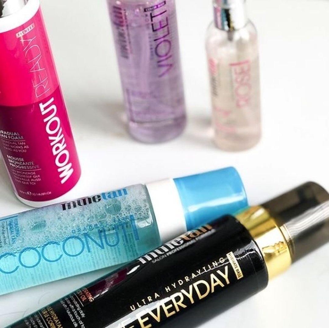 FragranceDirect's tweet image. RT to WIN! Mine Tan let&apos;s you choose the colour of your tan, whether you prefer a subtle hint of sun or like a super dark tan there is something for everyone! Today we&apos;re giving away a HUGE range of Mine Tan products to one lucky winner!