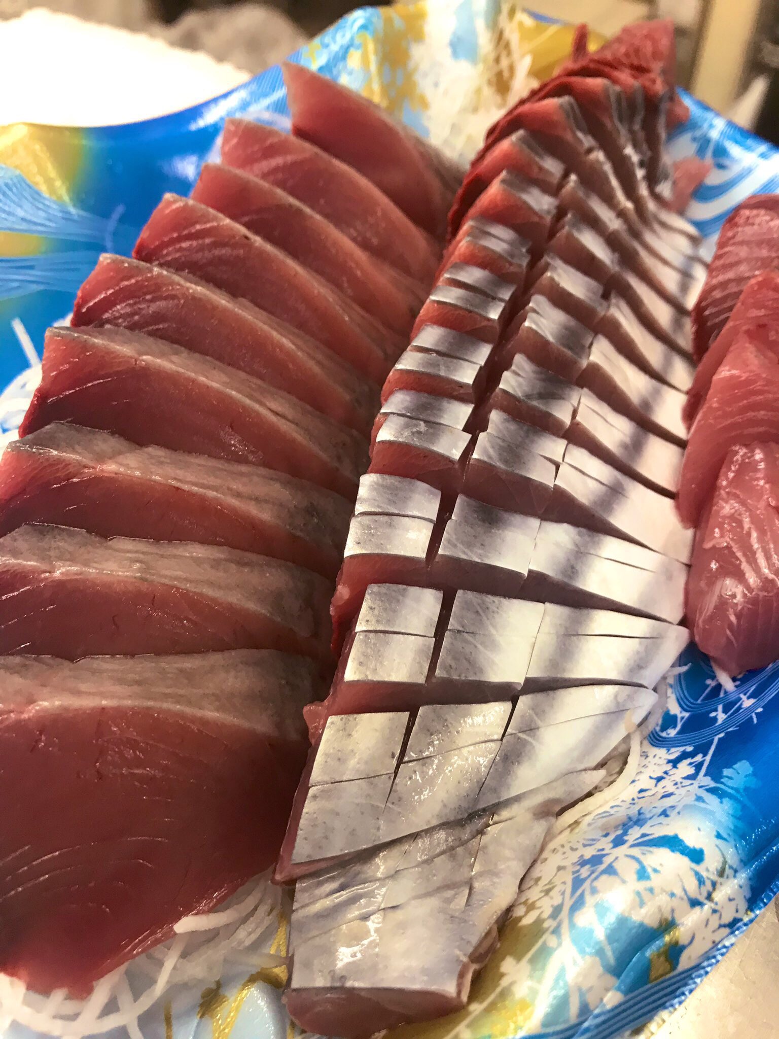 多田水産 お刺身と寄生虫の画像が交互に送られてくる あなたをフォローしたら起こる事