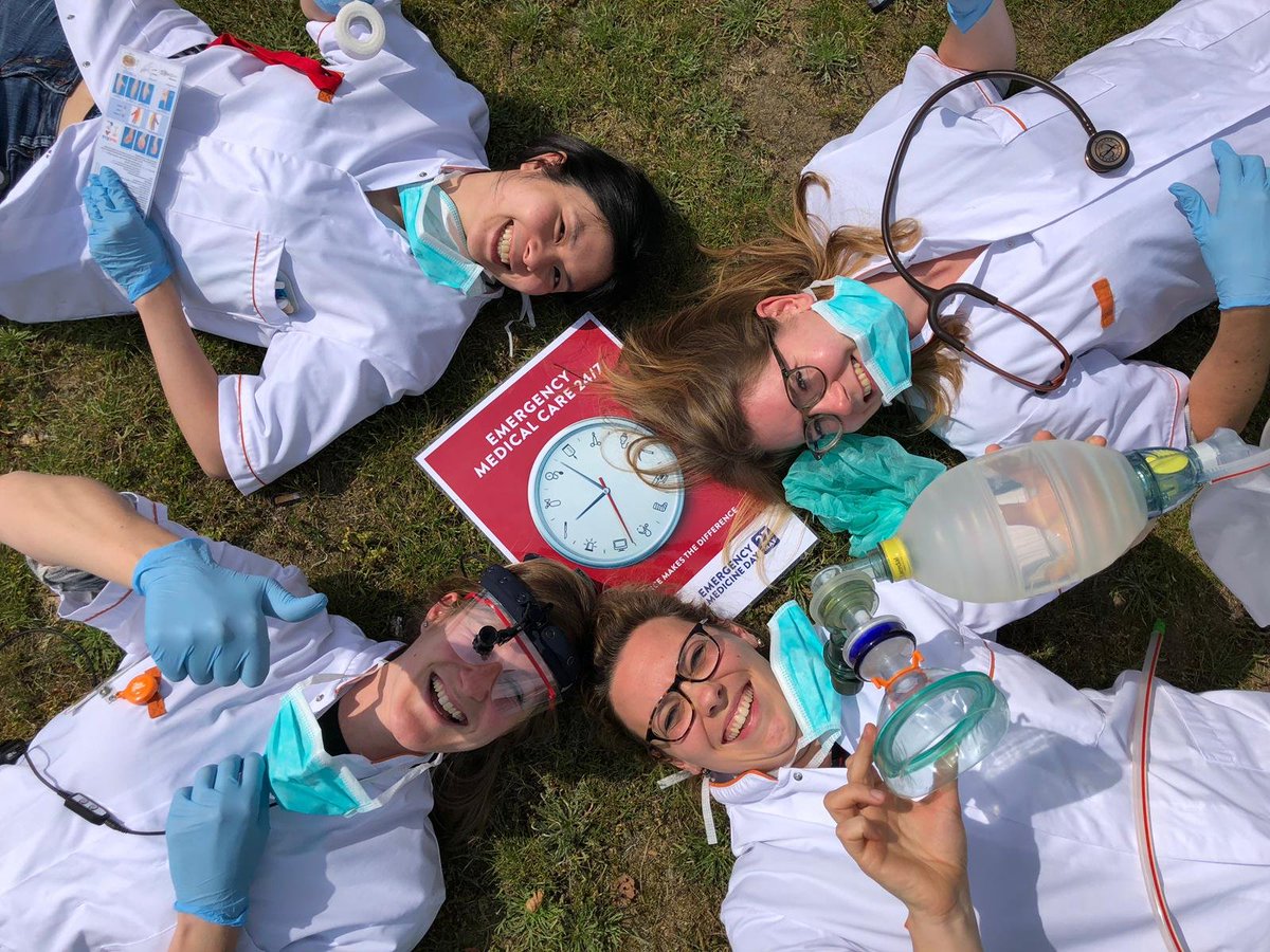 BartenEM's tweet photo. @oor_zon @EmergencyDay @BestuurNVSHA @mmc_seh @slaumer @KhouryFiras Emergency Medicine makes a difference when seconds count ⏰👨⚕️👩⚕️
Groot of klein leed, bij jong en oud, en in alle lagen van de bevolking. #IamEM #CompetenceMakesTheDifference https://t.co/VhXWMjHGIb