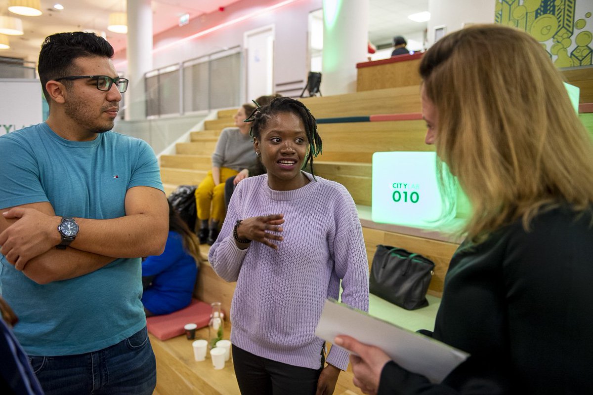 Juni is Vraag maar Raak maand bij CityLab010! Daarom zetten onze partners hun deuren voor je open. Heb je een vraag? Maak dan gebruik van dit aanbod en kom langs. Wel eerst even inschrijven via: citylab010.nl/agenda Er is beperkt plaats, max 2 inschrijvingen per deelnemer.