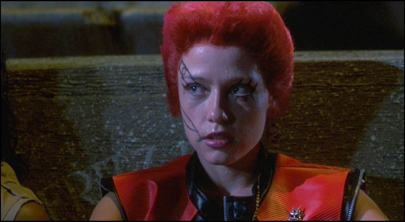 A very happy birthday to actress, musician, and friend to animals, Linnea Quigley!  