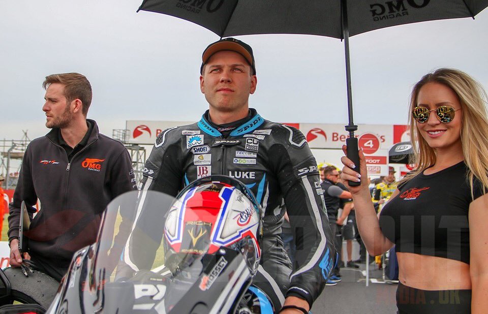 Tough weekend we know we got pace just have a small issue which is costing us at the moment but I know we will solve it! Massive thanks to my <a href="/omgracinguk/">OMGRacingUK</a> team as always.