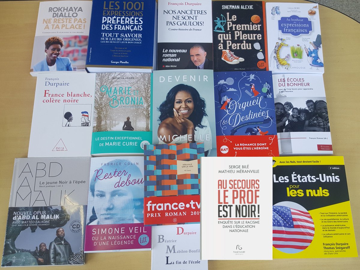 lycee_78's tweet photo. La lecture est une aventure qui nous nourrit. Lire c'est voyager, partir en aventure tout en nourrissant son corps et son esprit, lire est un bonheur qui nous façonne. Les objectifs du lycée  Jacques Prévert de Versailles @lycée_78 est de réconcilier nos lycéens avec la lecture.. https://t.co/FF9vyh1Mif