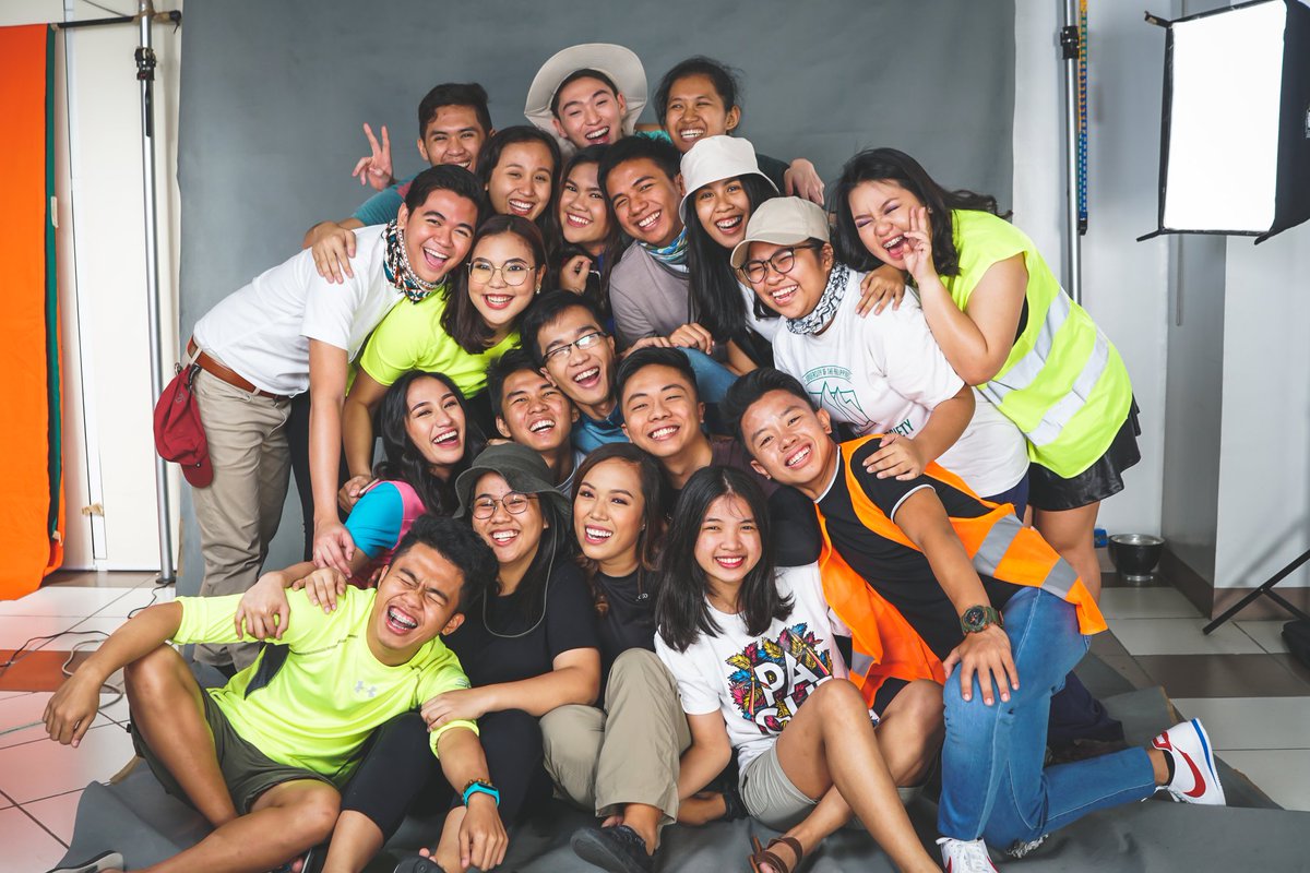gerful_geriko's tweet photo. Here's to 4 years of academic excellence and environmental protection with you all! 🌲📖

Here's to shining brighter!! 💎💚

Thanks for everything, @upgems!!!

#LavaWins #DuKnights #PakGranite #aFAMitic https://t.co/dVXOnR0Mup