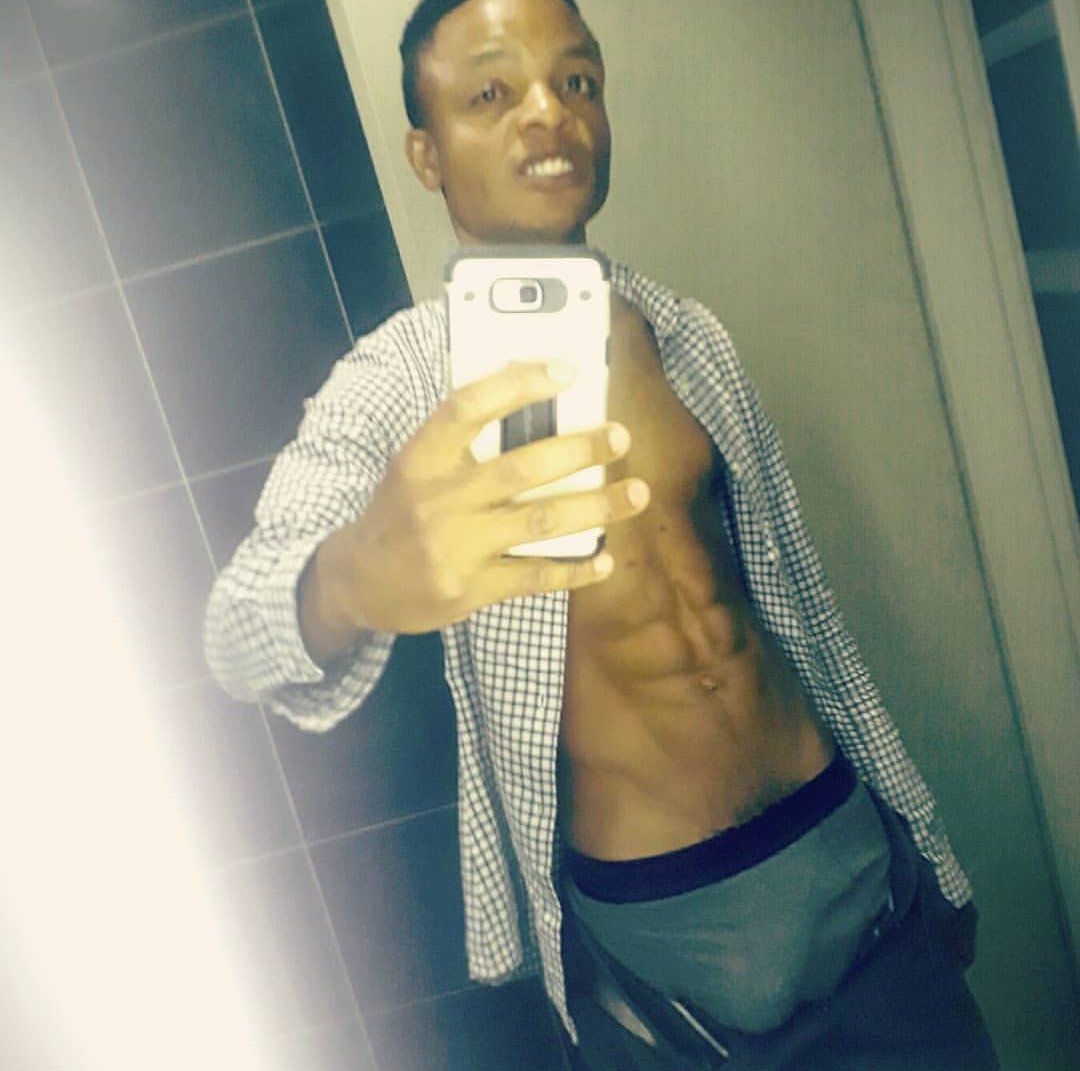 MzansiGot's tweet photo. Lots of cum. He has made Mzansi proud with his long pipe https://t.co/pxwZvUXSNK