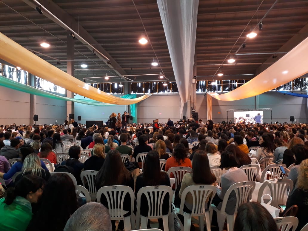 nataliaderehe's tweet photo. 2 Congreso Internacional de Flipped Learning #DaleUnaVueltaATuClase @tanylew #Ipet1308 #MisionesFlip https://t.co/ualhXkgYI8