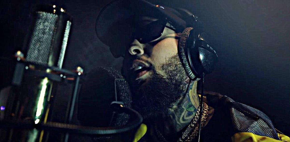 URR_Jason's tweet image. WATCH NOW: David Correy - Russian Roulette (In Studio) Video youtu.be/Nd1OZ2fEjuI RT #newvideo #newmusic #clicklink