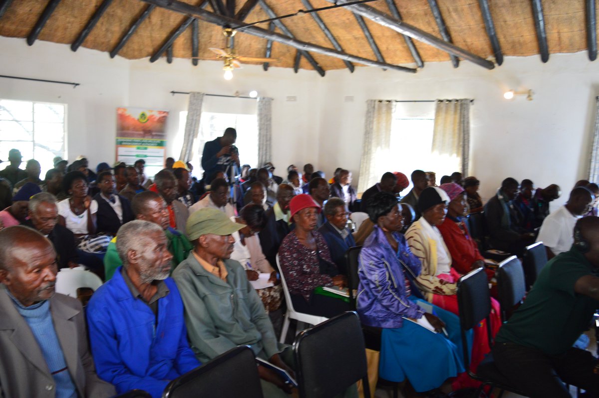 Zimparks's tweet photo. Zimparks in-partnership with the Konrad Adenauer Foundation and Fire-Fight held a workshop in Matobo National Park recently. The aim of the workshop was set to equip communities living within the area with skills and equipment to prevent and handle fires within their communities https://t.co/PGeoDFE2QM